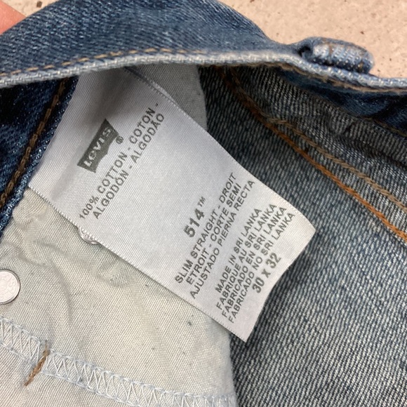Slim straight Levi’s in good used condition,size 30/32 - Picture 9 of 9